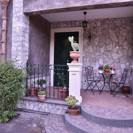 Villa Caterina, Alle Pendici Del Vulcano Etna Viagrande Buitenkant foto
